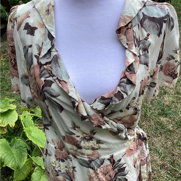 Paige wrap dress - Picture 4 of 8